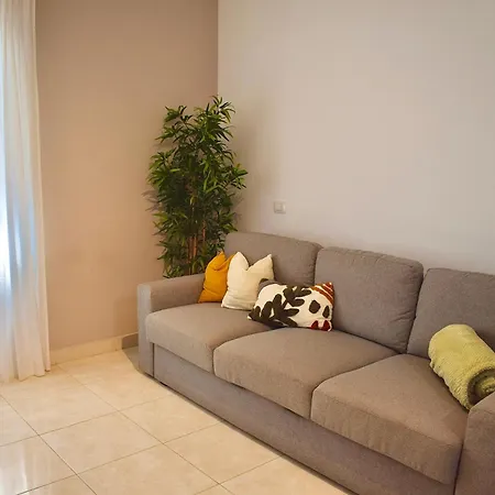 Apartament La Casita Del Muelle - 50 M From Sea - 5 Minutes Driving Tenerife South Airport - Self Check-in Los Abrigos